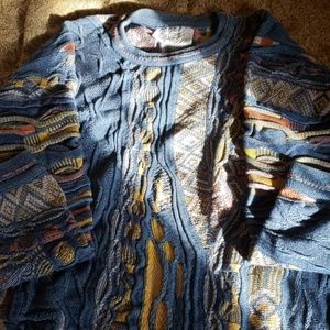 COOGI Sweater